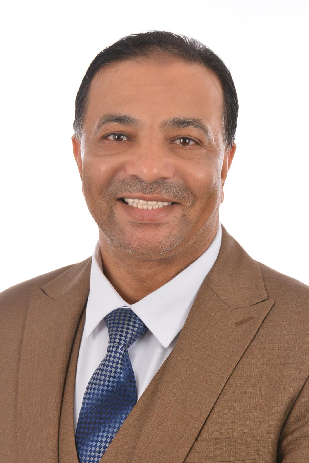 د. محمد عبد العزيز